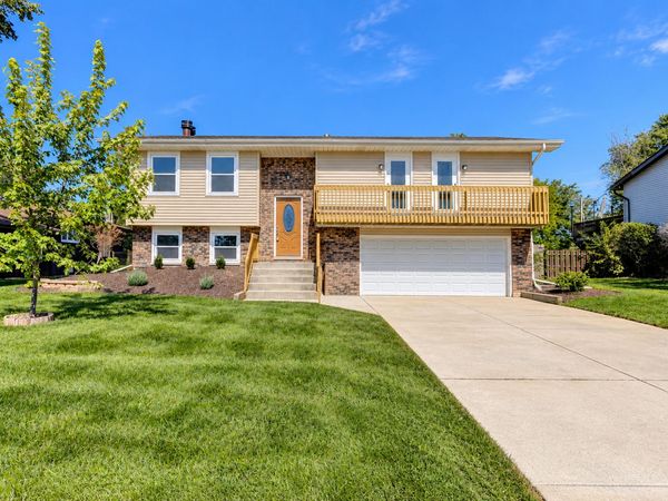 952 Hanover Lane , Dyer, IN 46311