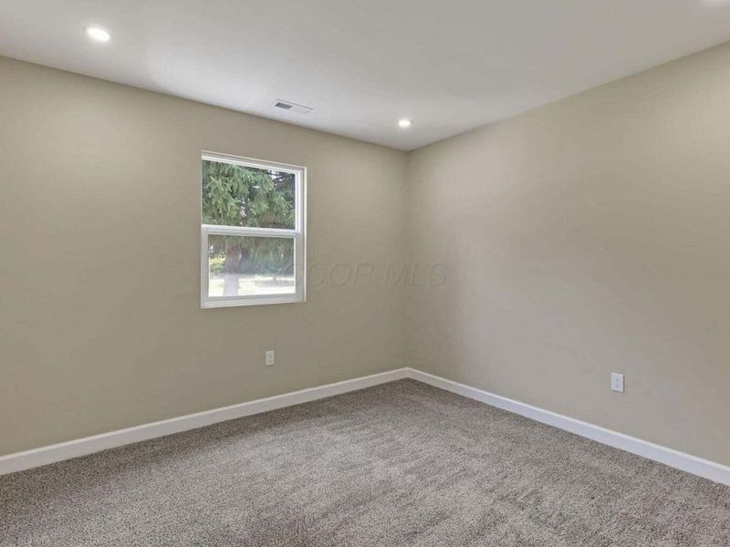 53 3rd Avenue SW, Etna, OH 43062 Photo 17