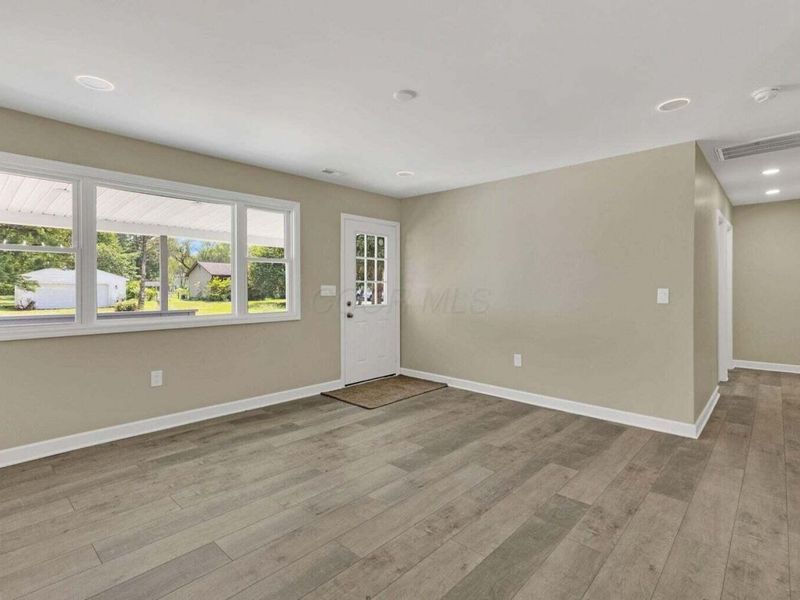 53 3rd Avenue SW, Etna, OH 43062 Photo 6