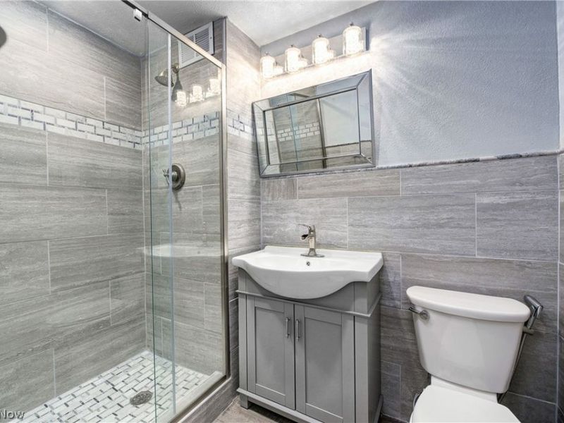 12520 Edgewater Drive , Unit 1506, Lakewood, OH 44107 Photo 24