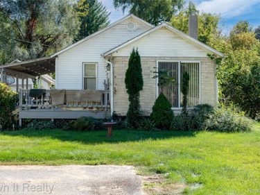 2874 E Ashby Road, Midland Township, Mi 48640