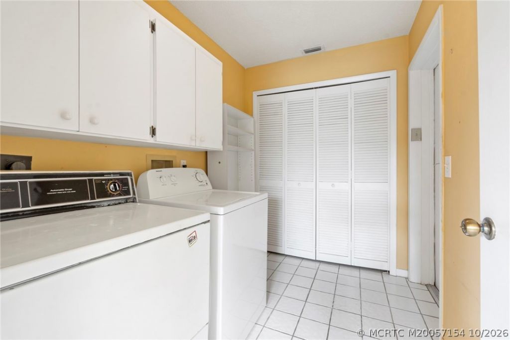 7130 SE Lillian Court , Stuart, FL 34997 Photo