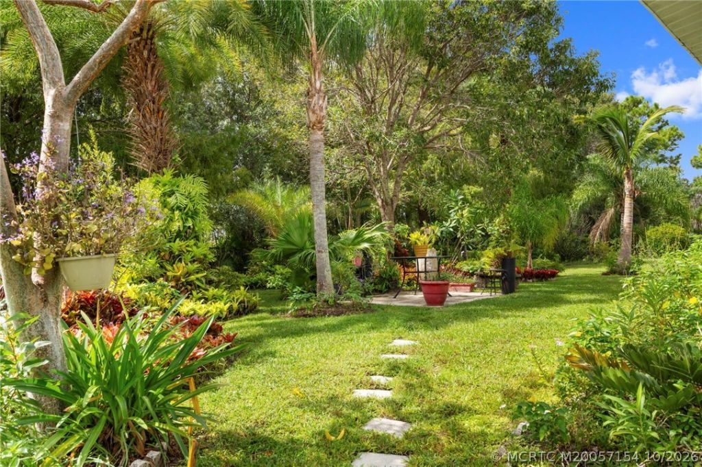 7130 SE Lillian Court , Stuart, FL 34997 Photo