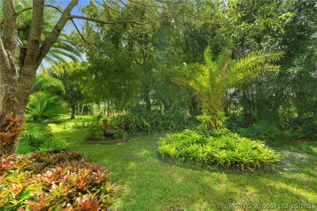 7130 SE Lillian Court , Stuart, FL 34997 Photo