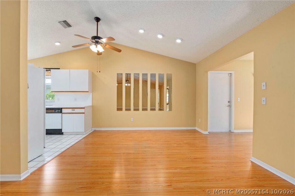 7130 SE Lillian Court , Stuart, FL 34997 Photo
