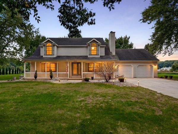 5303 W R Avenue, Schoolcraft, MI 49087