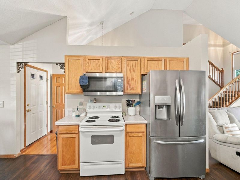 5850 Wellbrid Drive, Galloway, OH 43119 Photo 12