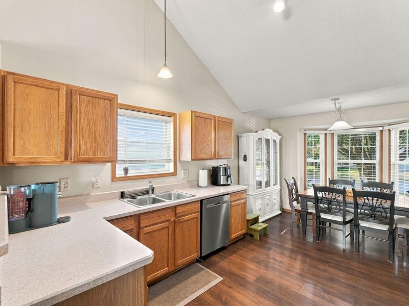 5850 Wellbrid Drive, Galloway, OH 43119 Photo 14