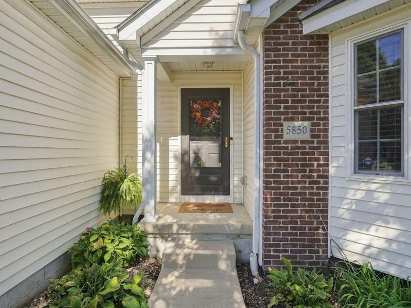5850 Wellbrid Drive, Galloway, OH 43119 Photo 3