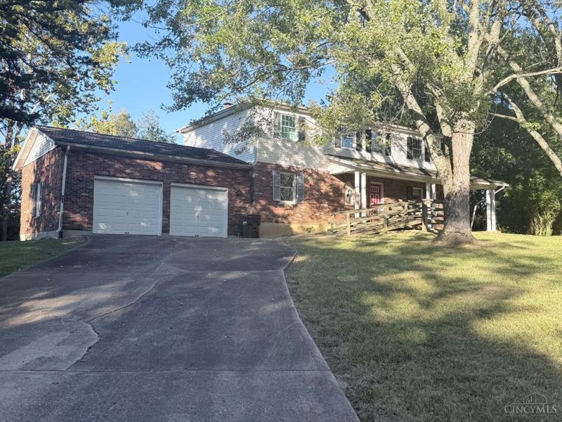 2476 Country Place, Ohio Township, OH 45157 Photo 1