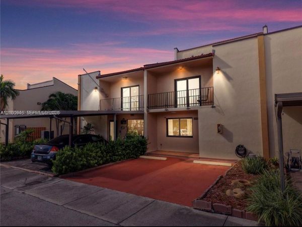 11217 SW 1st St , Unit 5, Sweetwater, FL 33174
