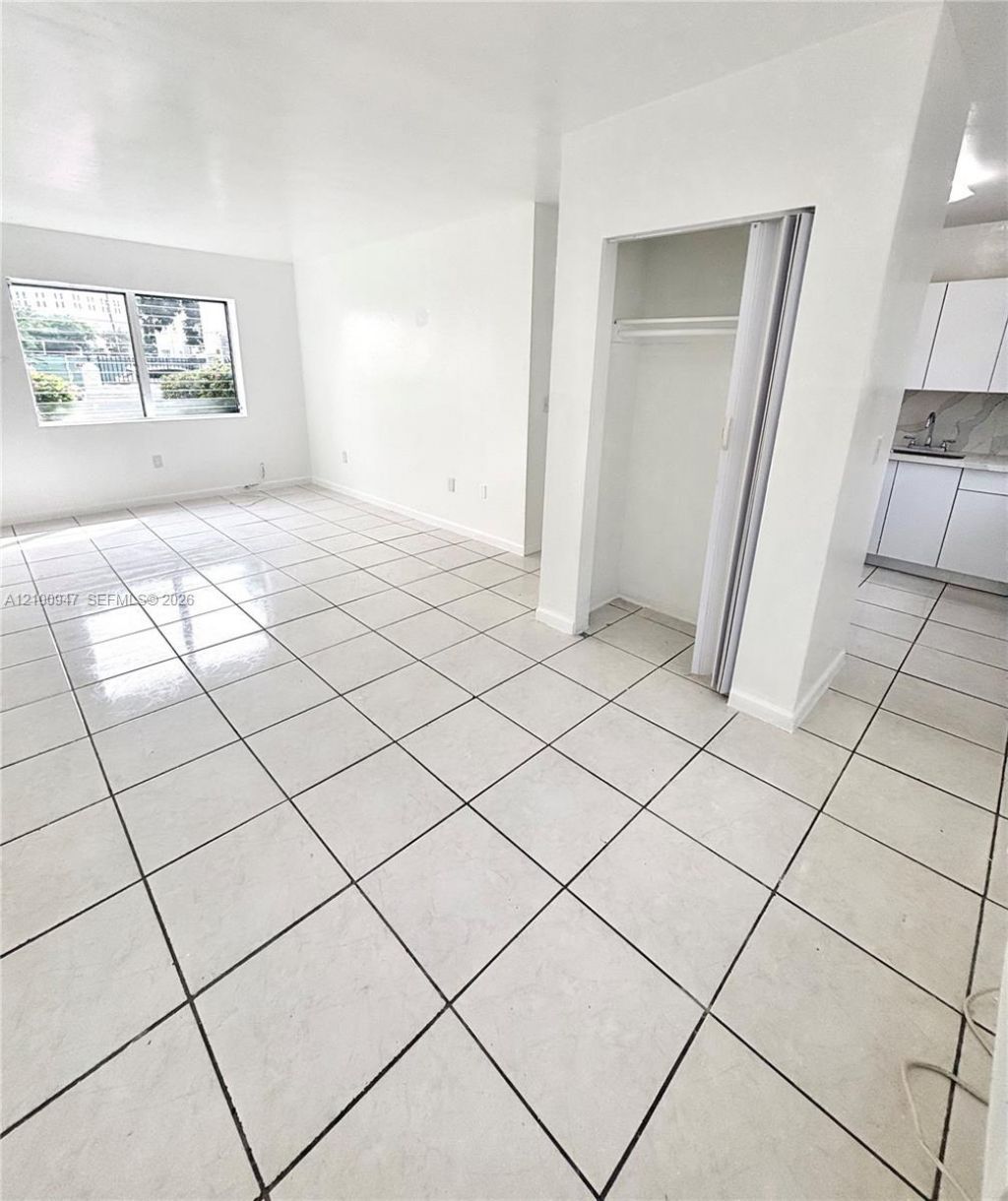 29 Navarre Ave, Unit 6, Coral Gables, FL 33134 Photo
