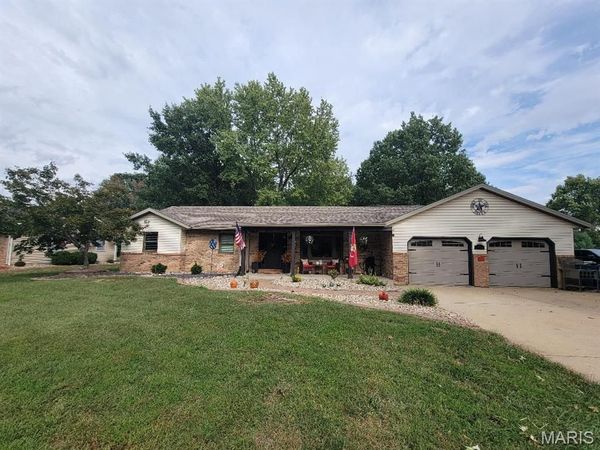 10 Sugar Lane, Collinsville, IL 62234