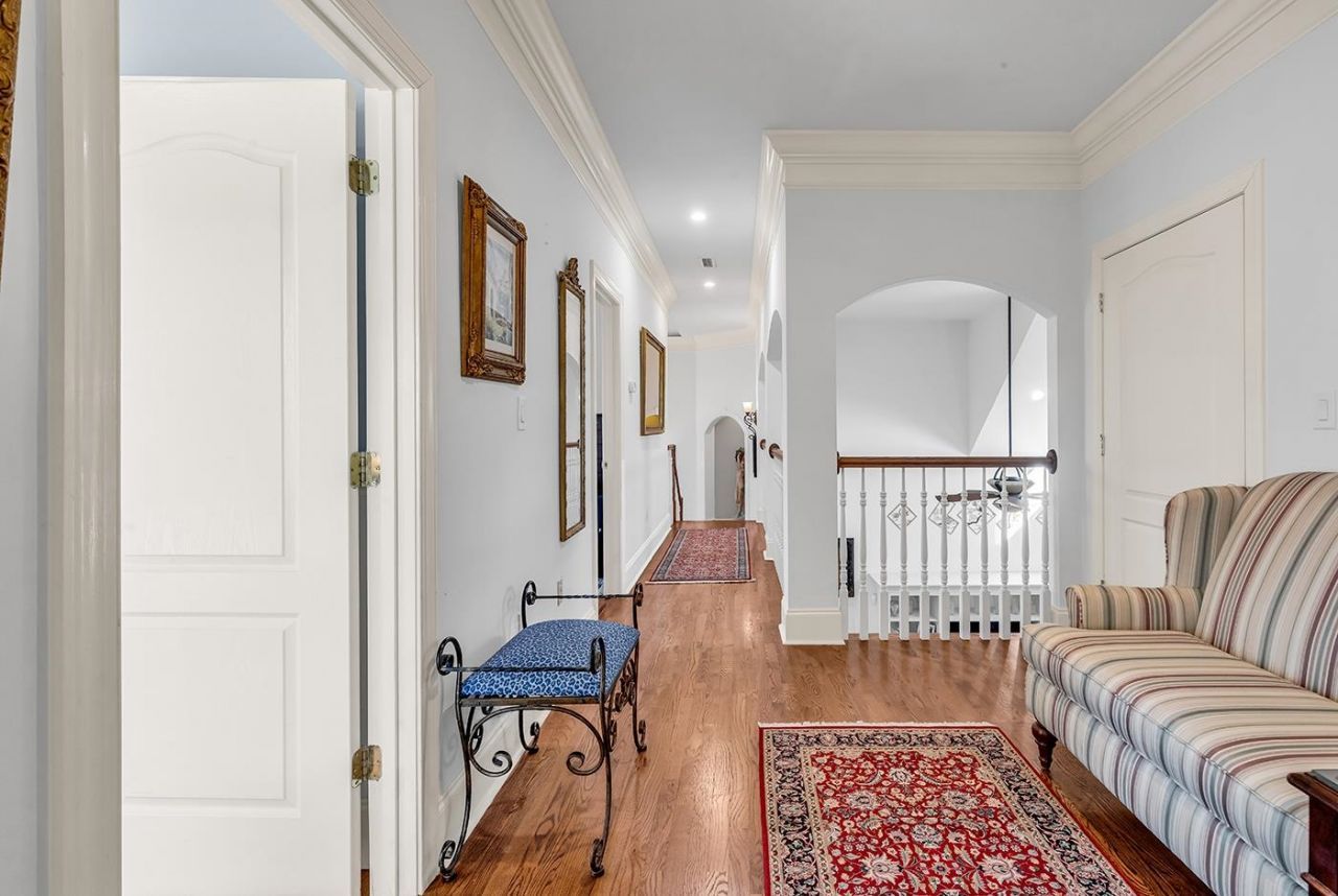 801 Bluffview Dr. Photo 31