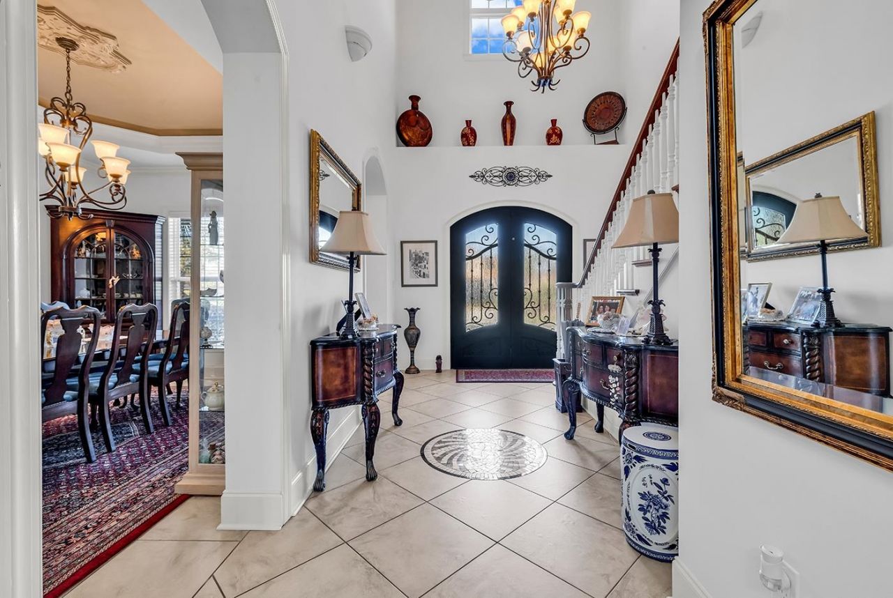 801 Bluffview Dr. Photo 4