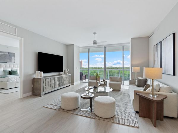920 Intracoastal Drive, Unit 702, Fort Lauderdale, FL 33304