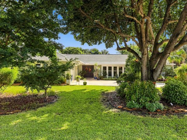 9714 HONEYSUCKLE Avenue, Palm Beach Gardens, FL 33410