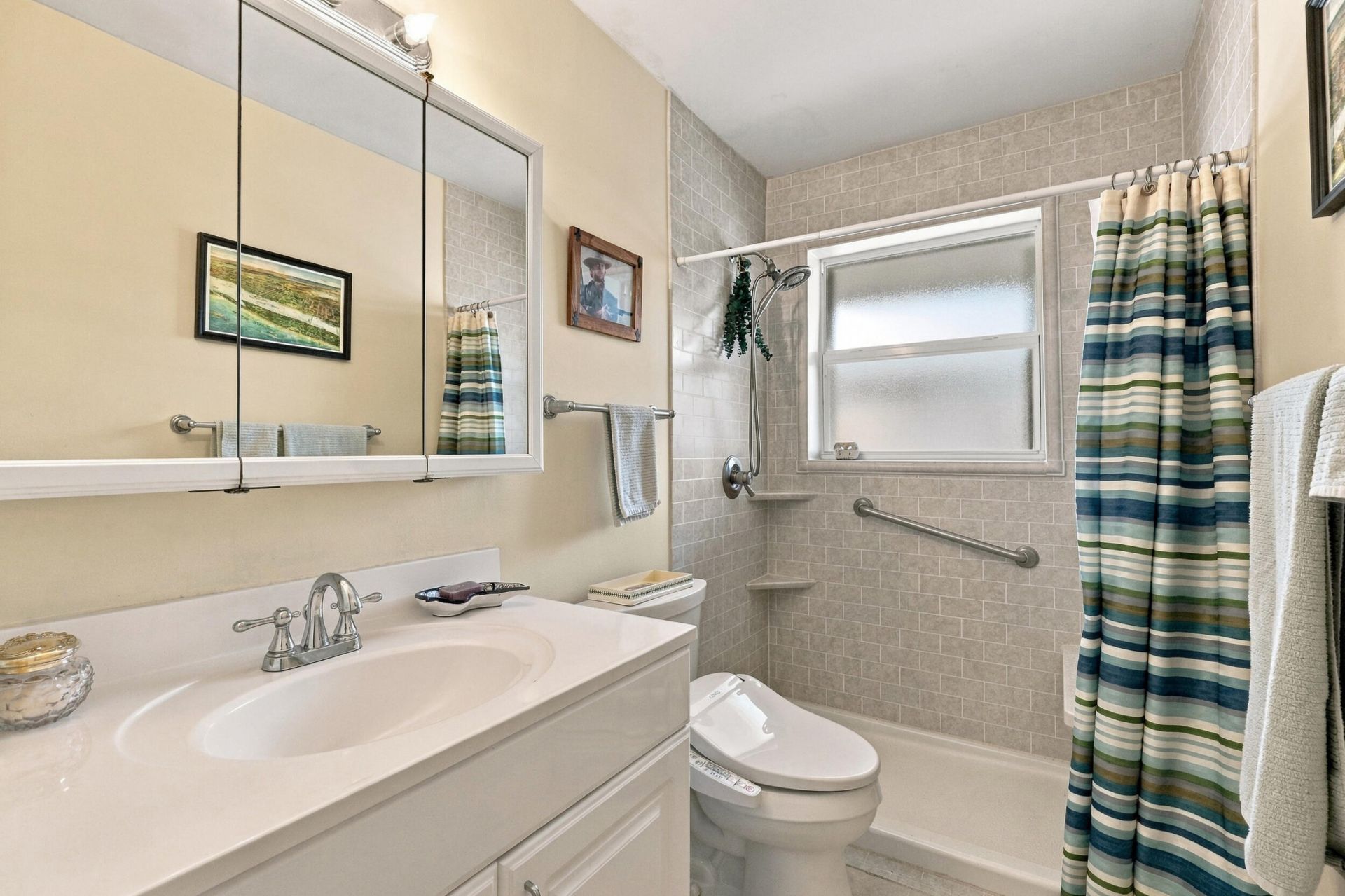 9714 Honeysuckle Avenue, Palm Beach Gardens, FL 33410 Photo