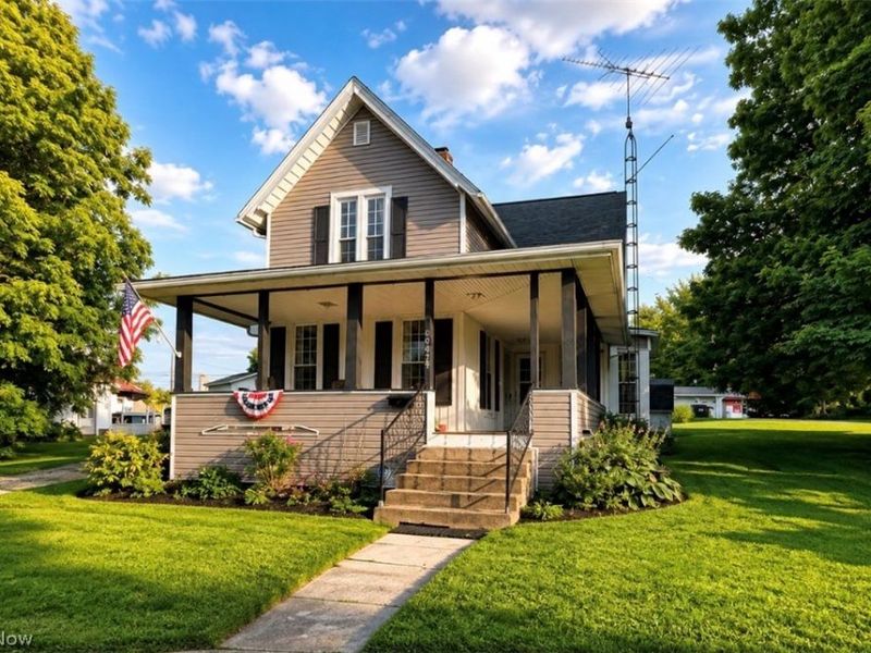 10672 Freedom Street, Garrettsville, OH 44231 Photo 1