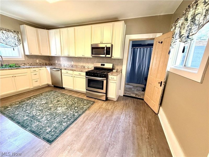 10672 Freedom Street, Garrettsville, OH 44231 Photo 8