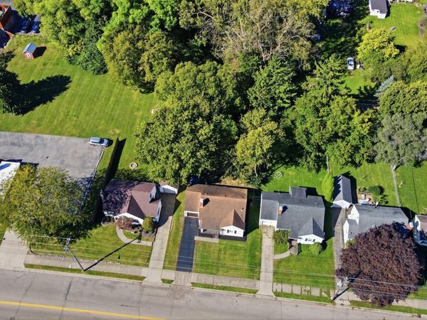 1233 N Plum Street, Springfield, OH 45504