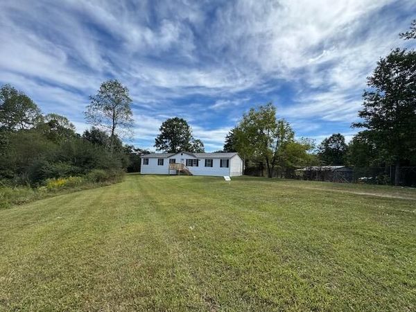 648 Reagan Valley Road, Tellico Plains, TN 37385