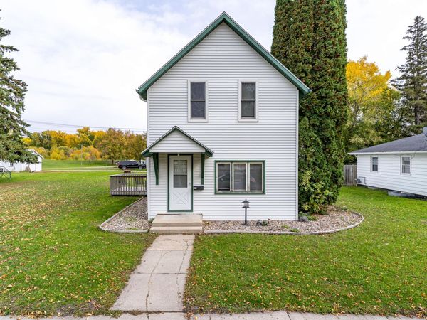 313 Lincoln Avenue, Crookston, MN 56716