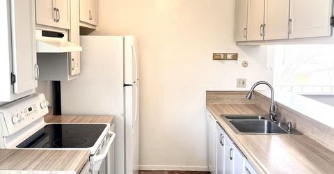 5020 Tahiti Way, Unit 4, Reno, NV 89502 Photo