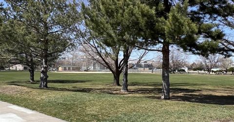 5020 Tahiti Way, Unit 4, Reno, NV 89502 Photo