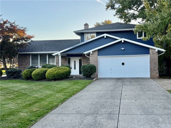 7052 Fox Hill Drive , Solon, OH 44139