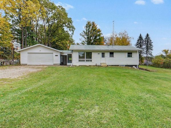9489 E 64th Street, Chase, MI 49623