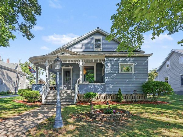 2082 Torrent Street, Muskegon, MI 49441