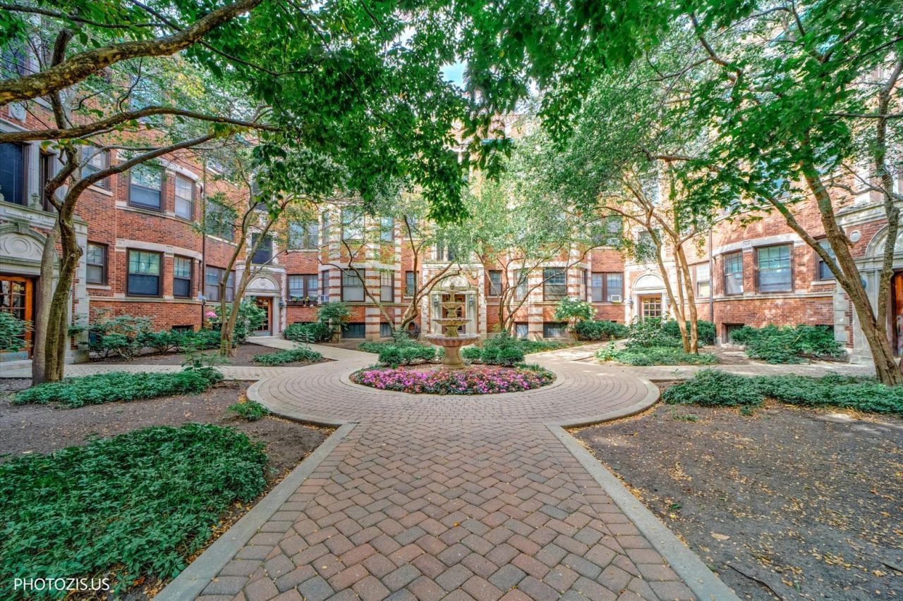 848 Hinman Avenue, Unit 2, Evanston, IL 60202 Main Photo