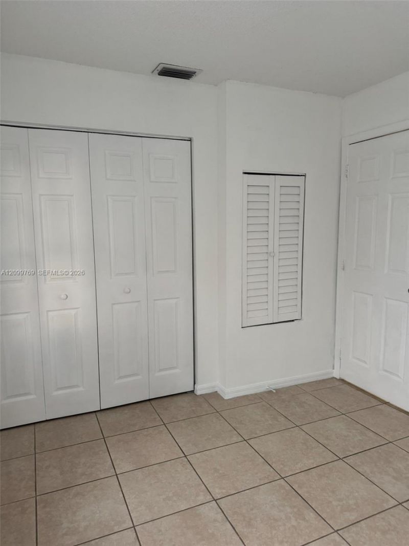 2091 W 54th Ter , Unit 37, Hialeah, FL 33016 Photo