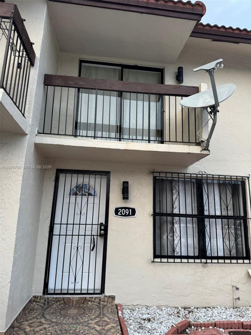 2091 W 54th Ter , Unit 37, Hialeah, FL 33016 Photo