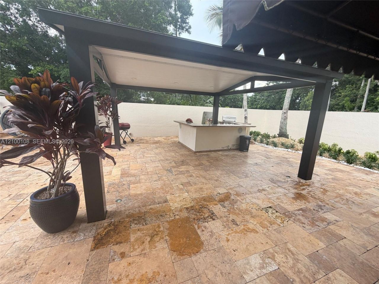 15240 S Laurel Ln S , Unit 15240, Pembroke Pines, FL 33027 Photo