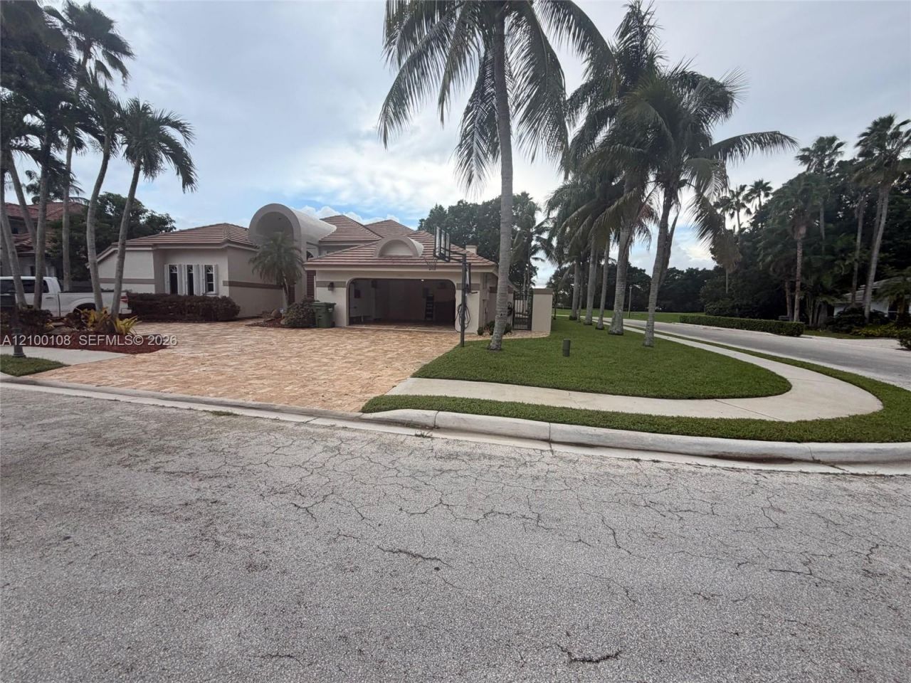 15240 S Laurel Ln S , Unit 15240, Pembroke Pines, FL 33027 Photo