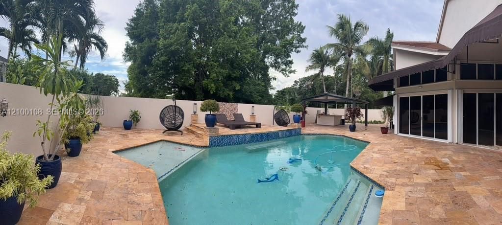 15240 S Laurel Ln S , Unit 15240, Pembroke Pines, FL 33027 Photo