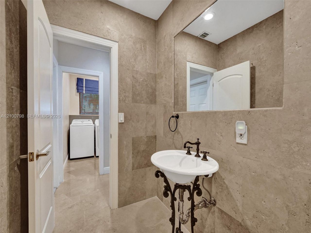 2756 NE 33rd St, Fort Lauderdale, FL 33306 Photo