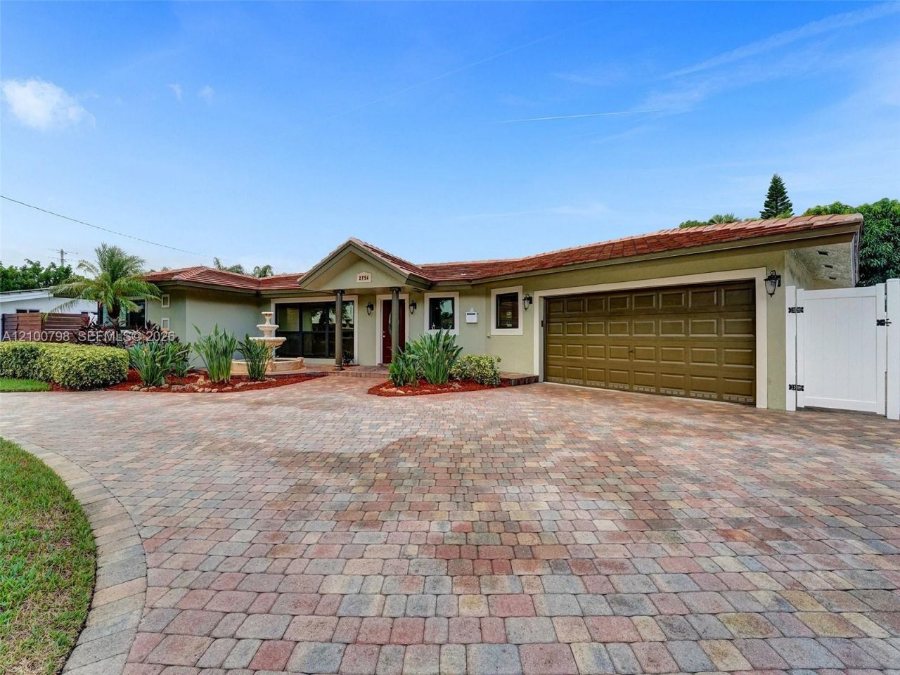 2756 NE 33rd St, Fort Lauderdale, FL 33306 Photo
