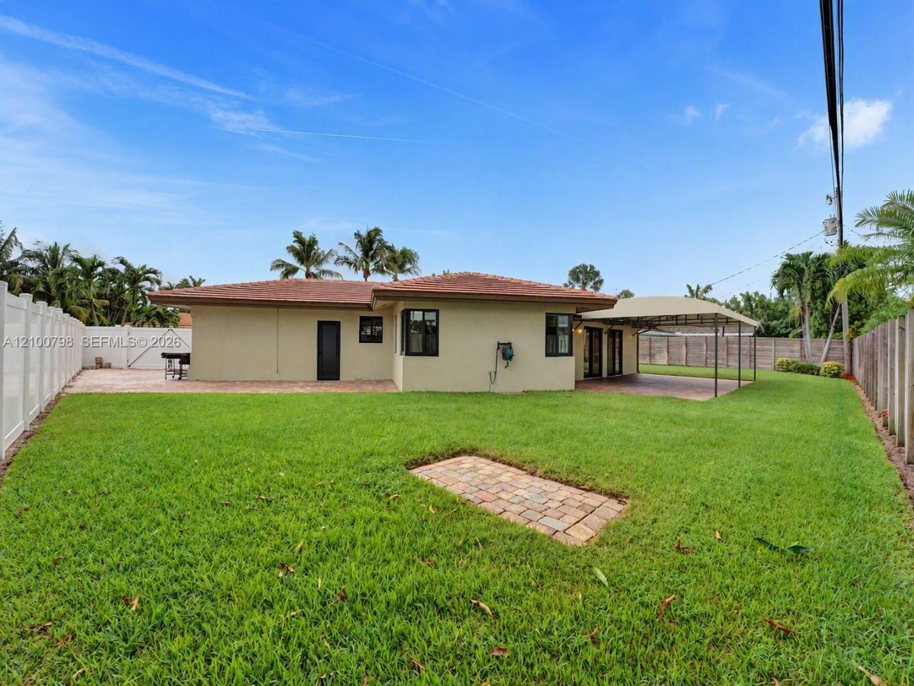 2756 NE 33rd St, Fort Lauderdale, FL 33306 Photo