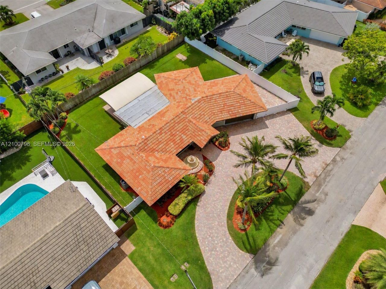 2756 NE 33rd St, Fort Lauderdale, FL 33306 Photo