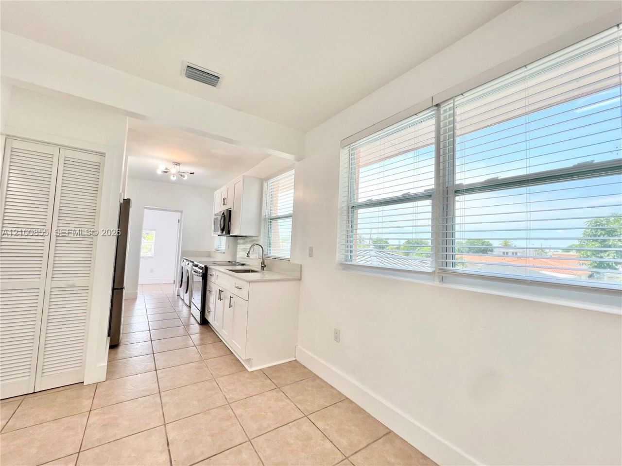 200 NW 17th Ct , Miami, FL 33125 Photo