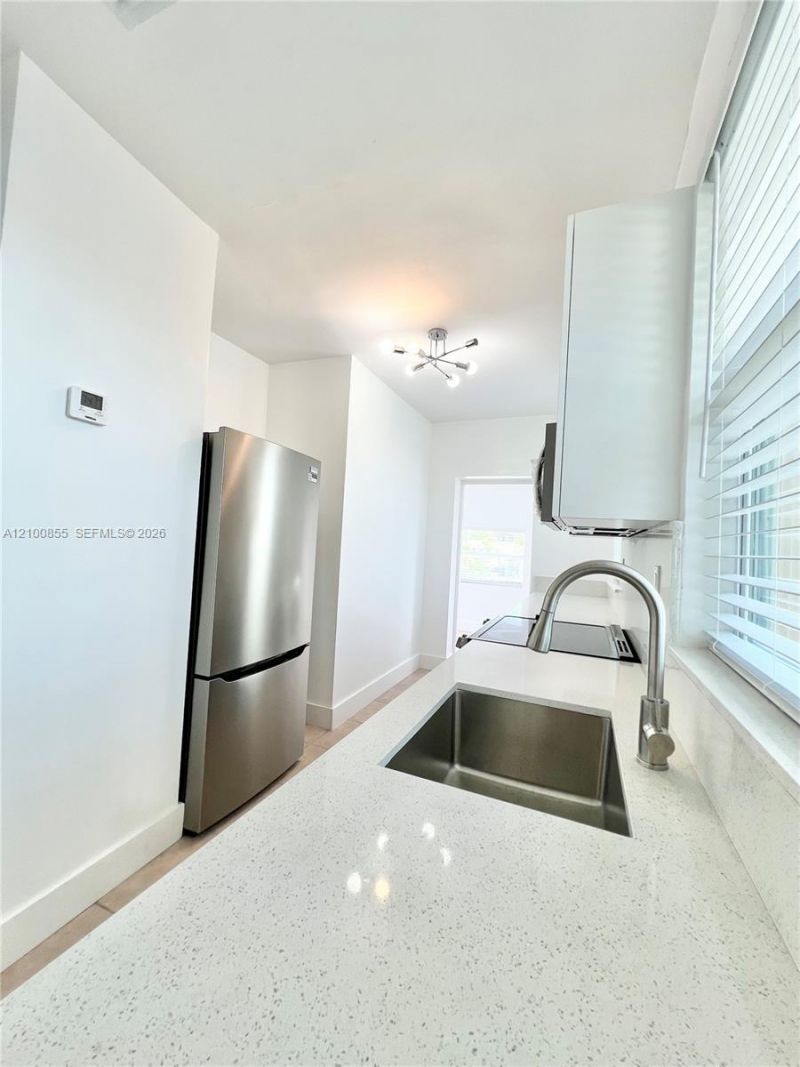 200 NW 17th Ct , Miami, FL 33125 Photo
