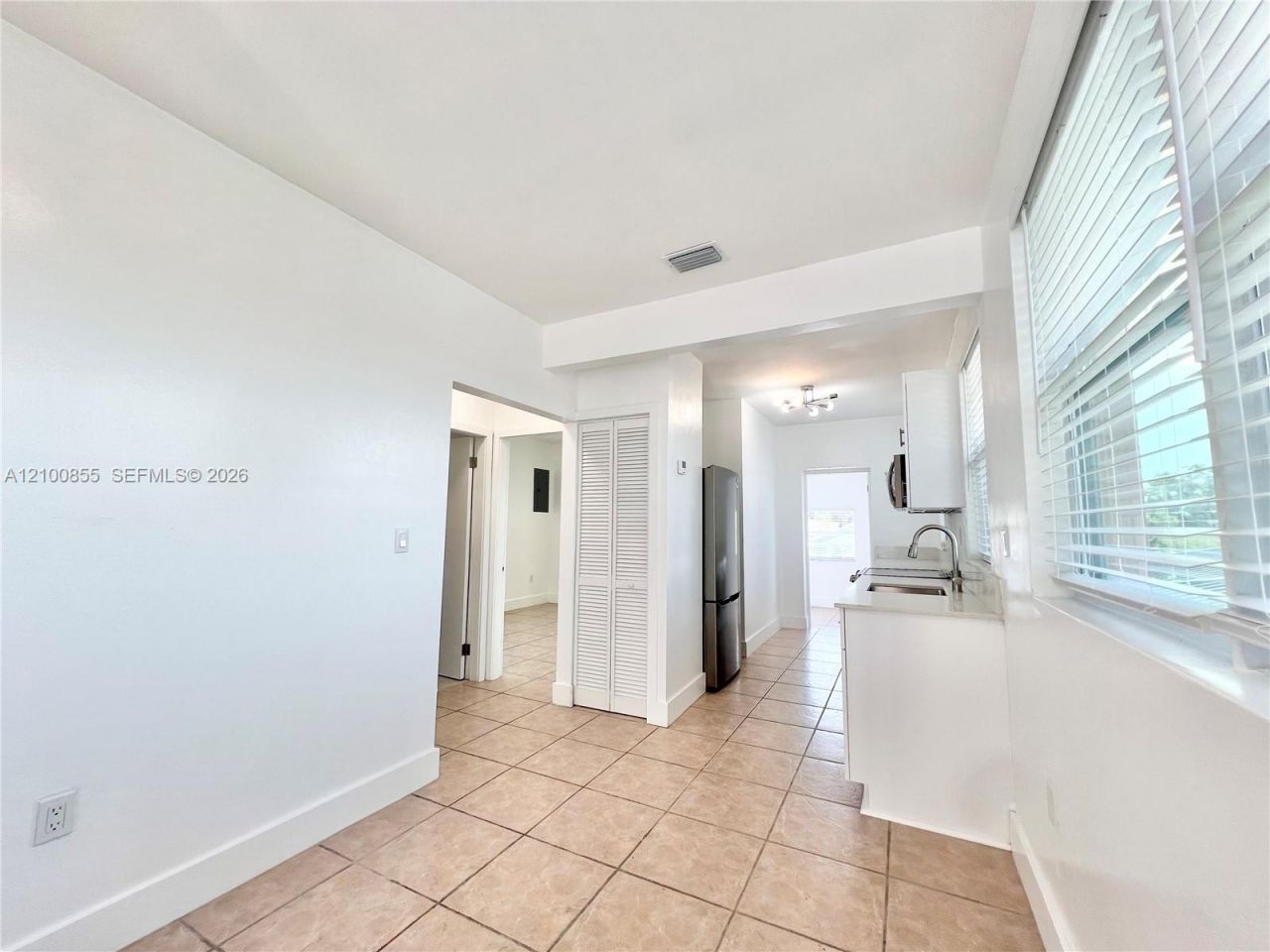 200 NW 17th Ct , Miami, FL 33125 Photo