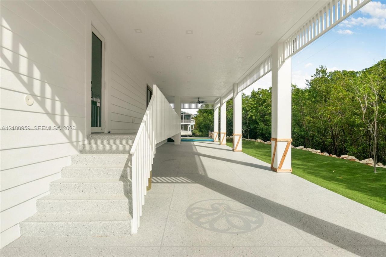 862 Cardinal , Key Largo, FL 33037 Photo