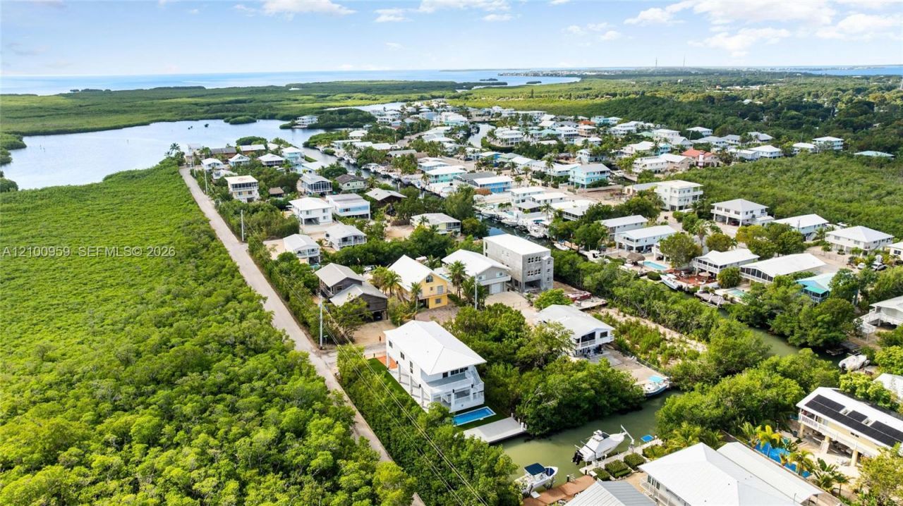 862 Cardinal , Key Largo, FL 33037 Photo