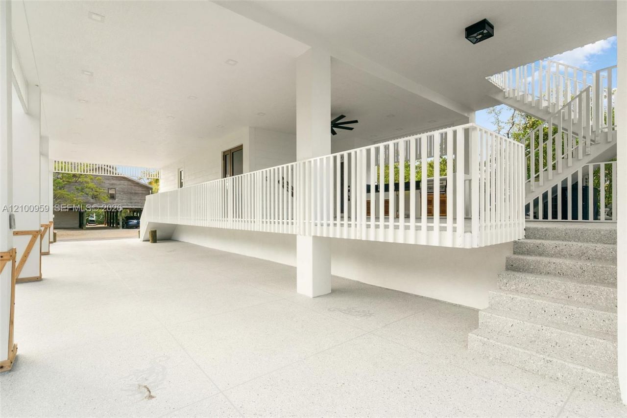 862 Cardinal , Key Largo, FL 33037 Photo