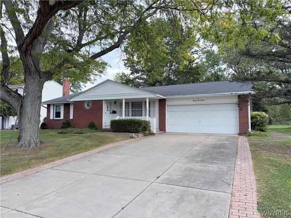 101 Sibley Drive , West Seneca, NY 14224