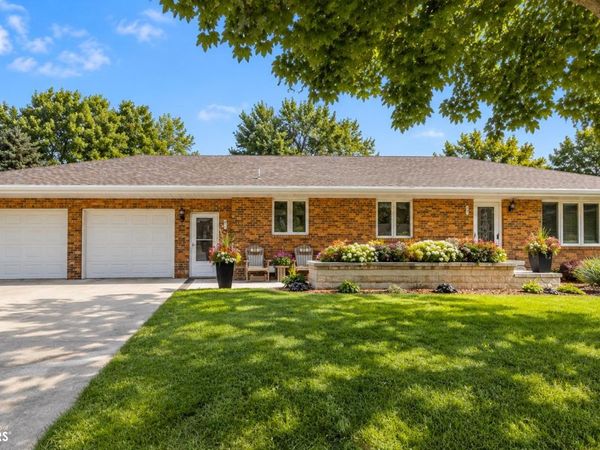 804 SW 3rd Ave, West Bend, IA 50597